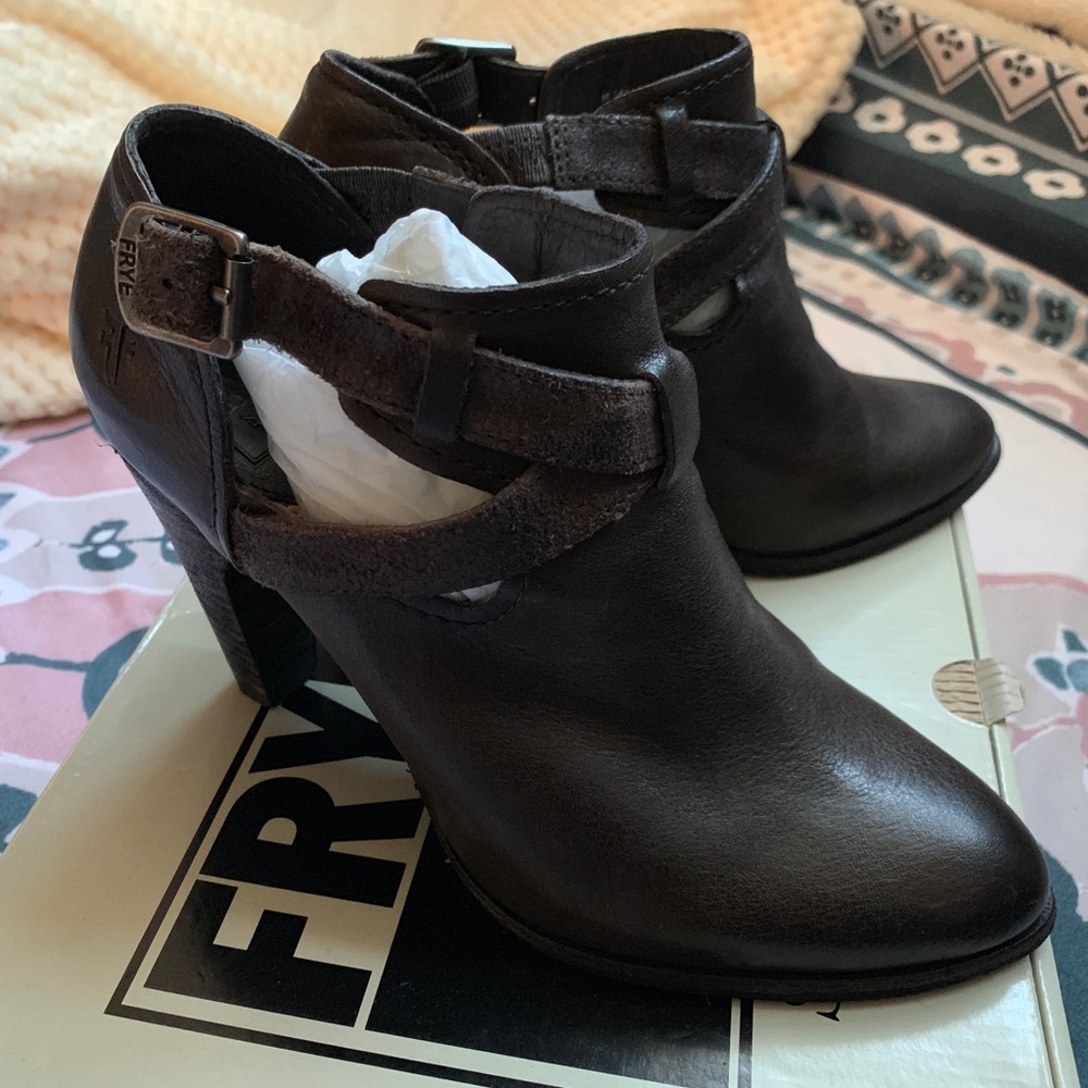 *NEW Frye Celeste Artisan Shootie
